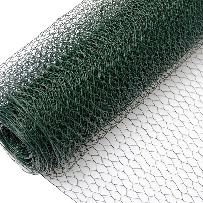 Hexagonal wire mesh for chicken